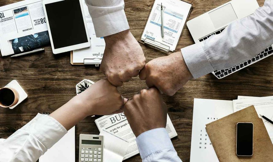 Comment protéger la propriété intellectuelle d’une entreprise dans un contexte commercial ?